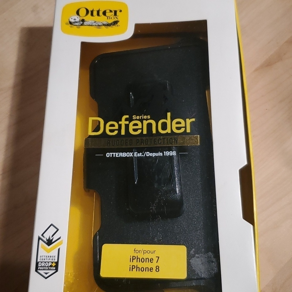 ♥️ NIB OTTER BOX DEFENDER SERIES